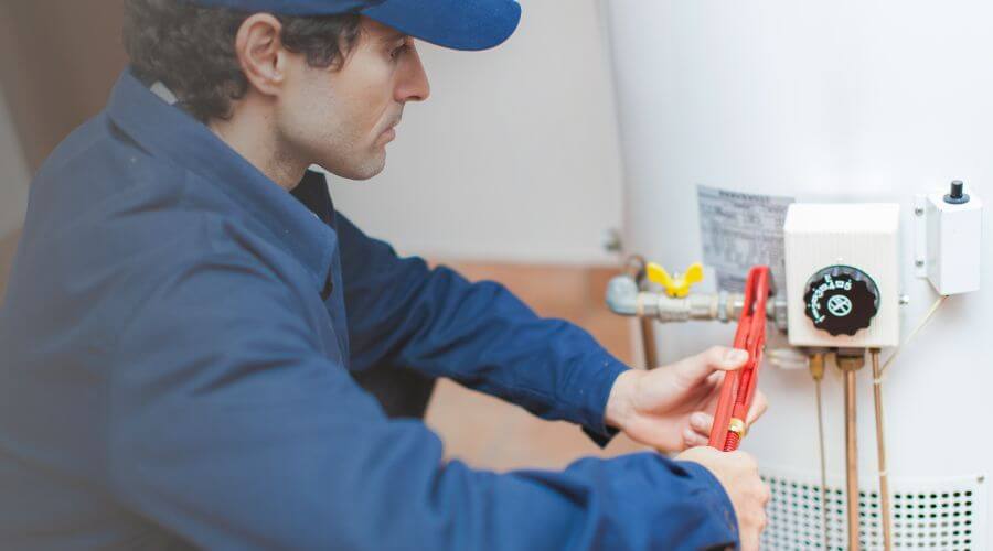 Professional expert plumbing services in Robertsville, OH